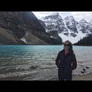 Meet your Posher, Andrea